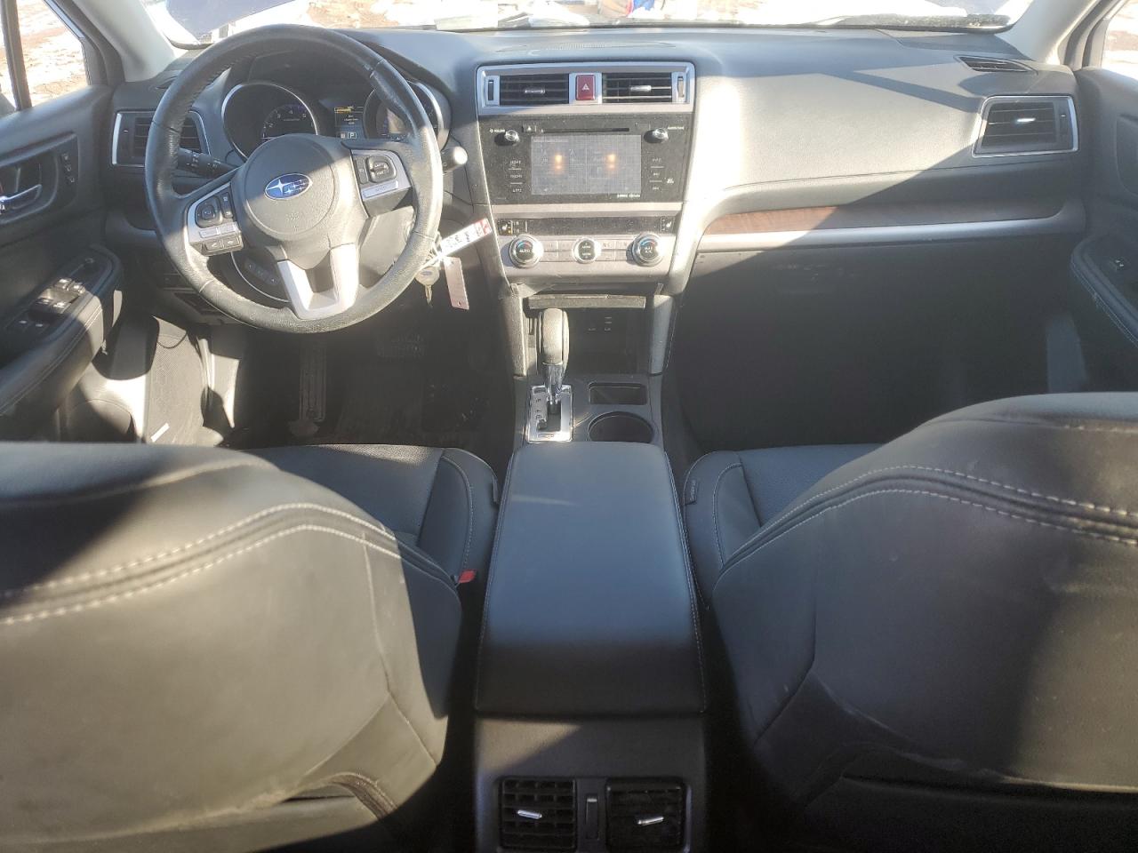 2015 Subaru Outback - Image 8