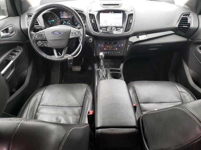 Parquets FORD ESCAPE 2017 Srebrny