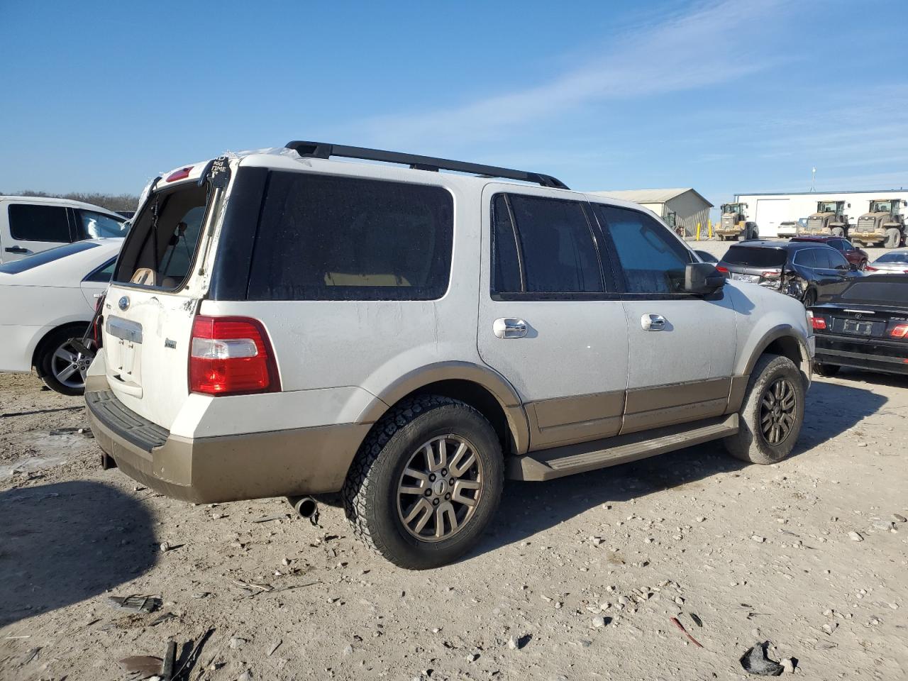 2011 Ford Expedition - Image 3
