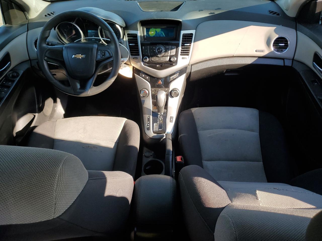 2014 Chevrolet Cruze - Image 8