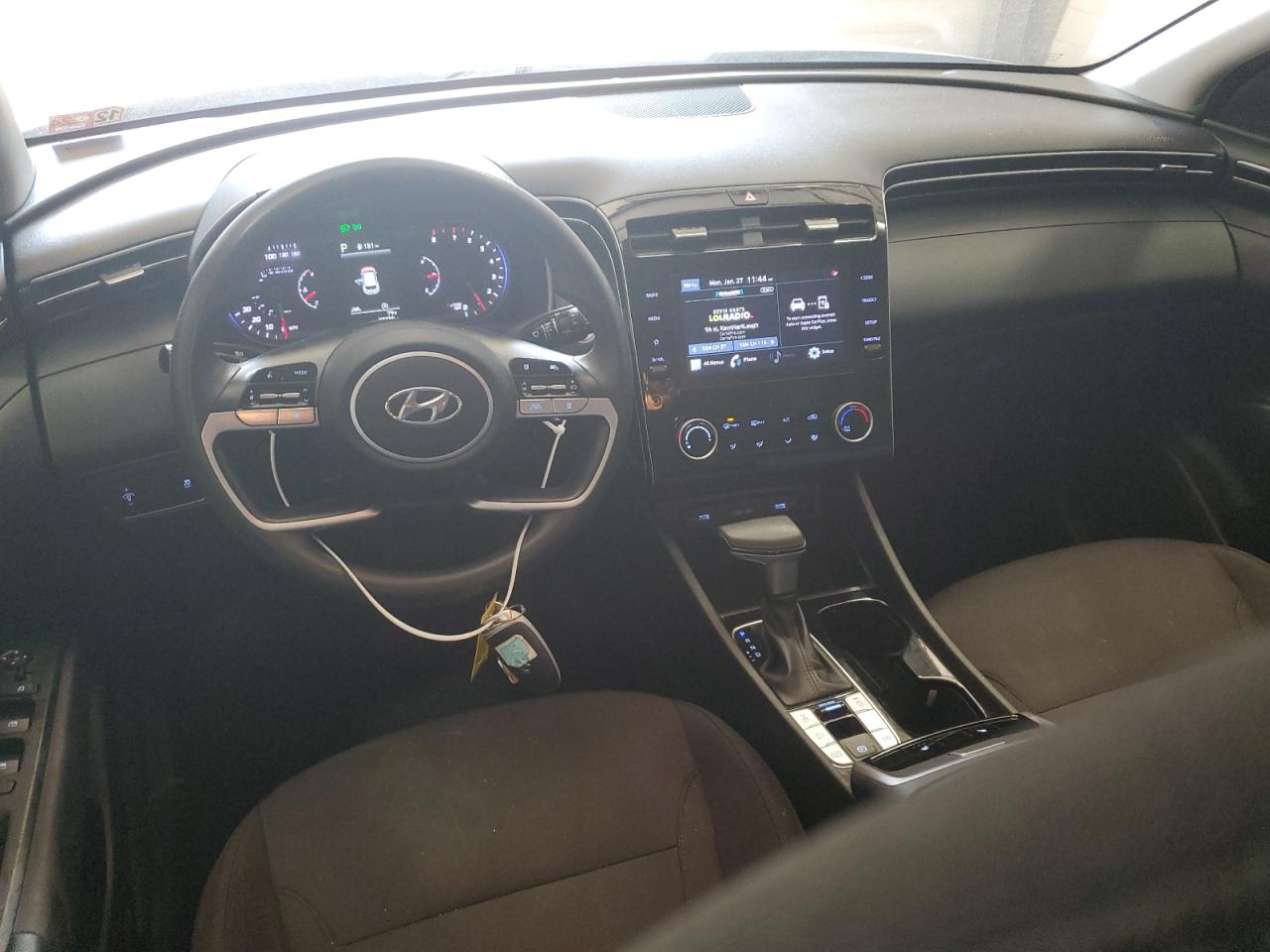 2022 Hyundai Tucson - Image 8