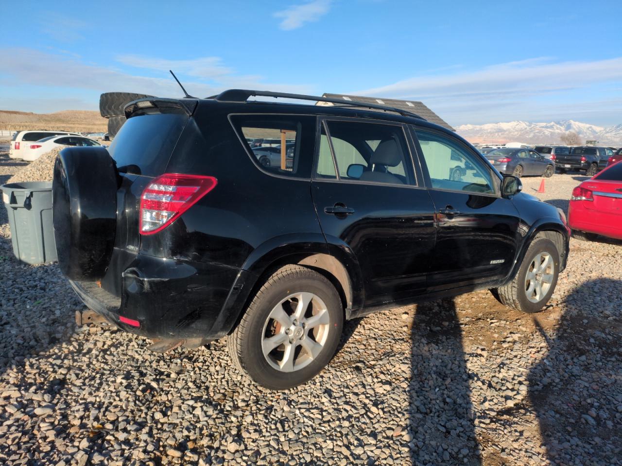 2011 Toyota RAV 4 - Image 3