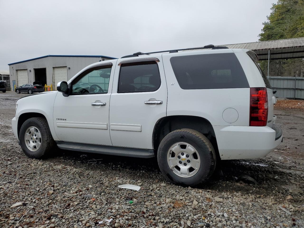 2011 Chevrolet Tahoe - Image 2
