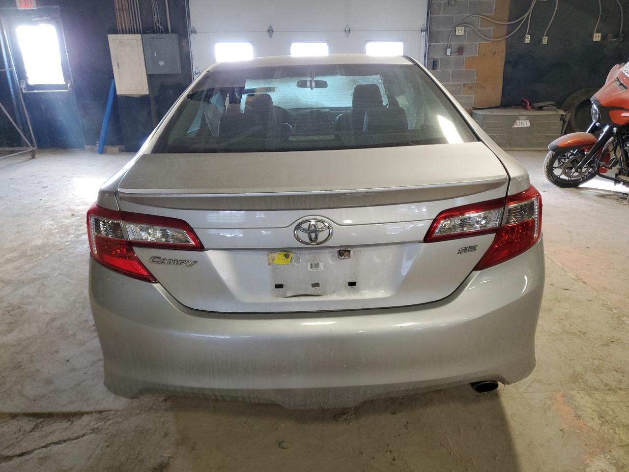 2014 Toyota Camry - Image 6