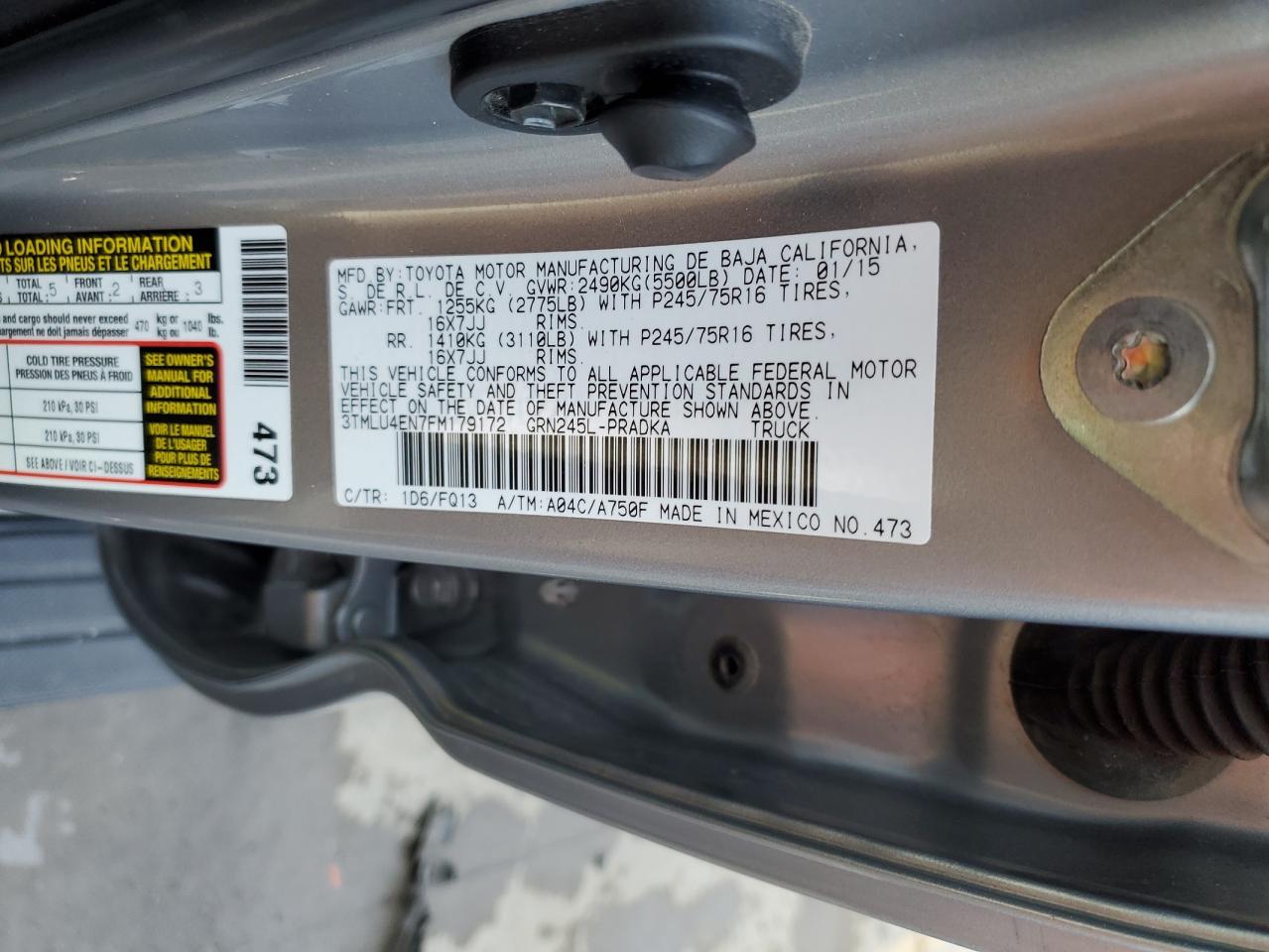 2015 Toyota Tacoma - Image 12