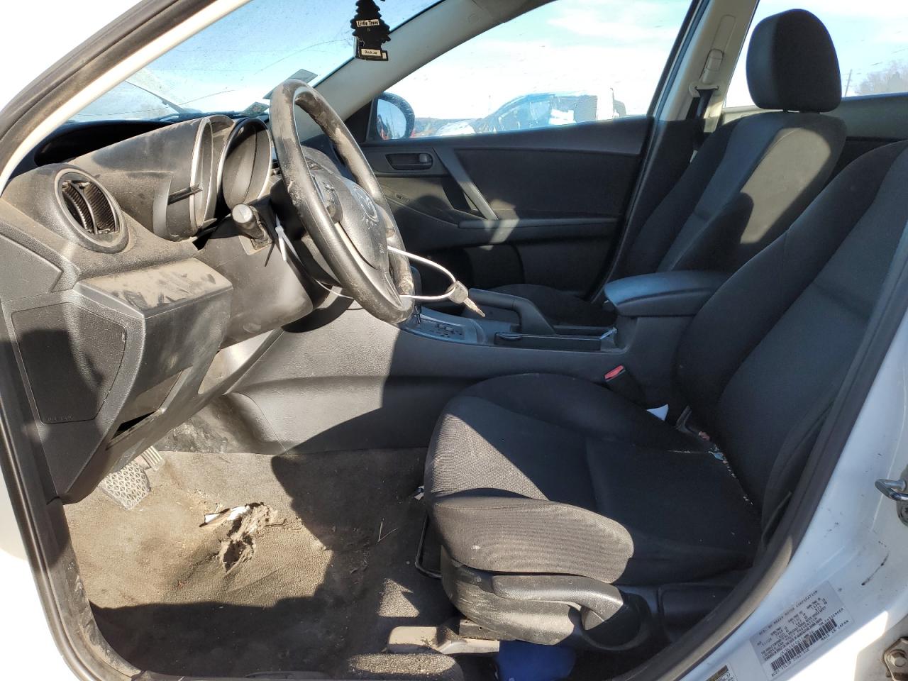 2010 Mazda 3 - Image 7