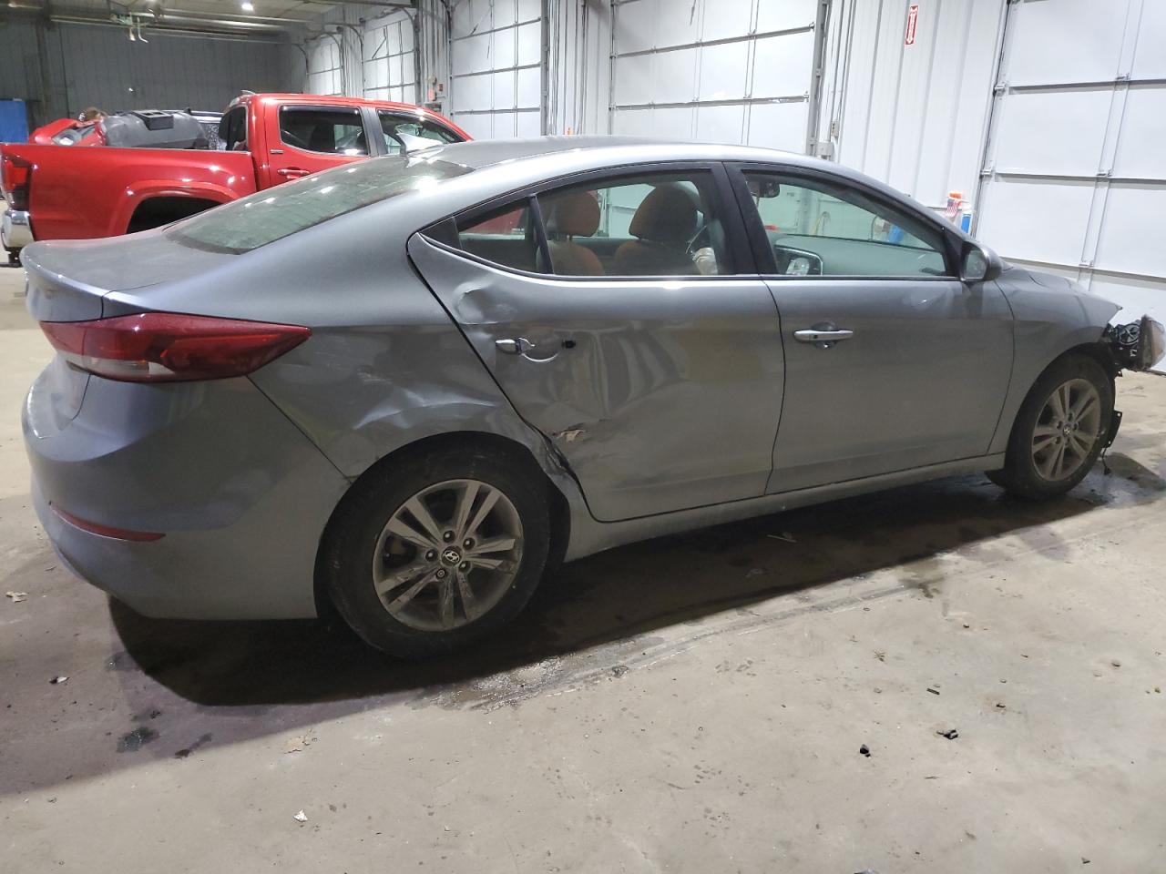 2018 Hyundai Elantra - Image 3
