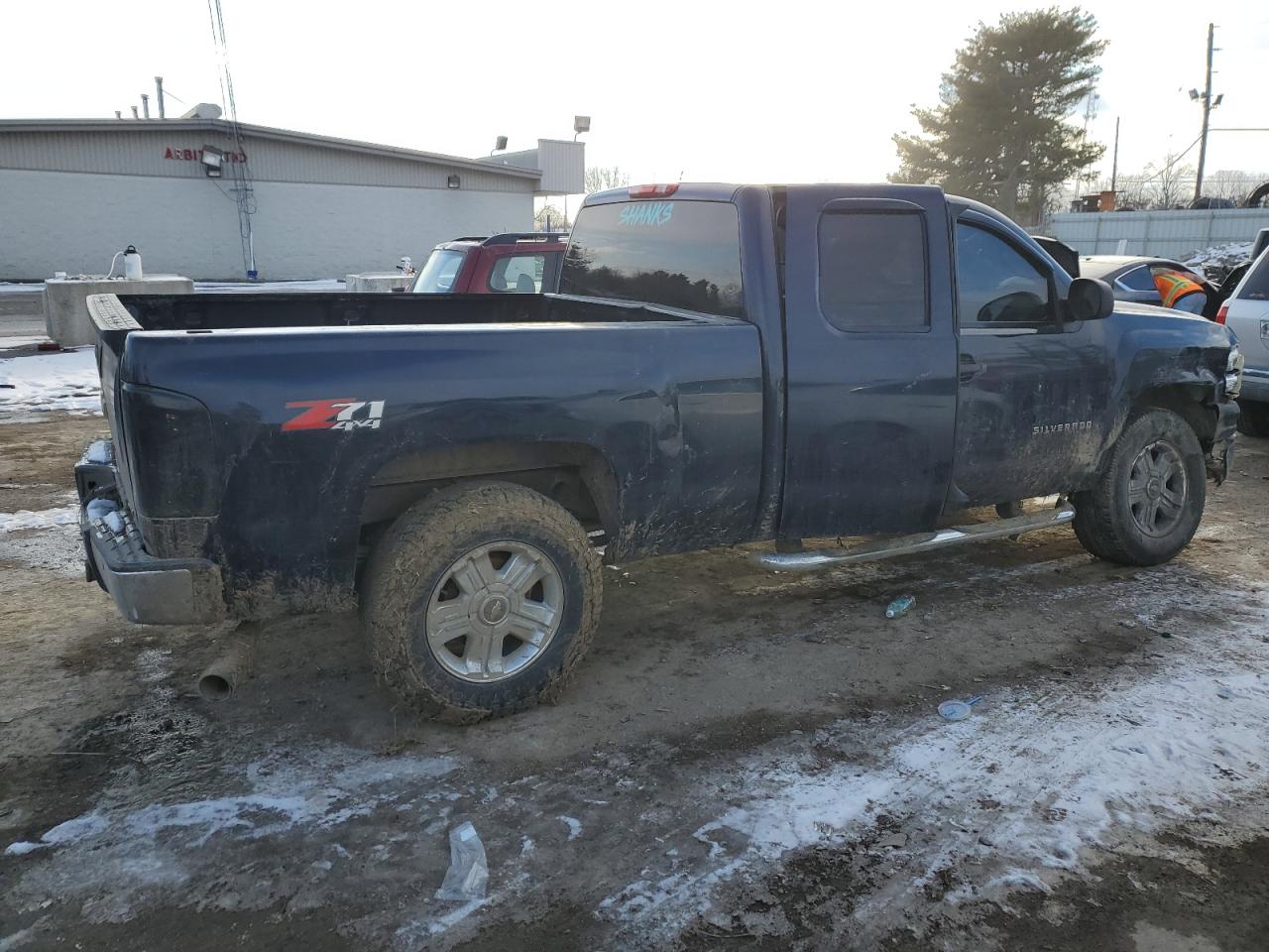 2012 Chevrolet Silverado - Image 3