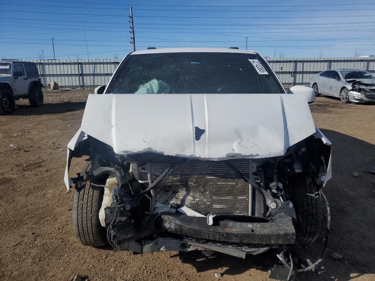 2018 Dodge Caravan - Image 5