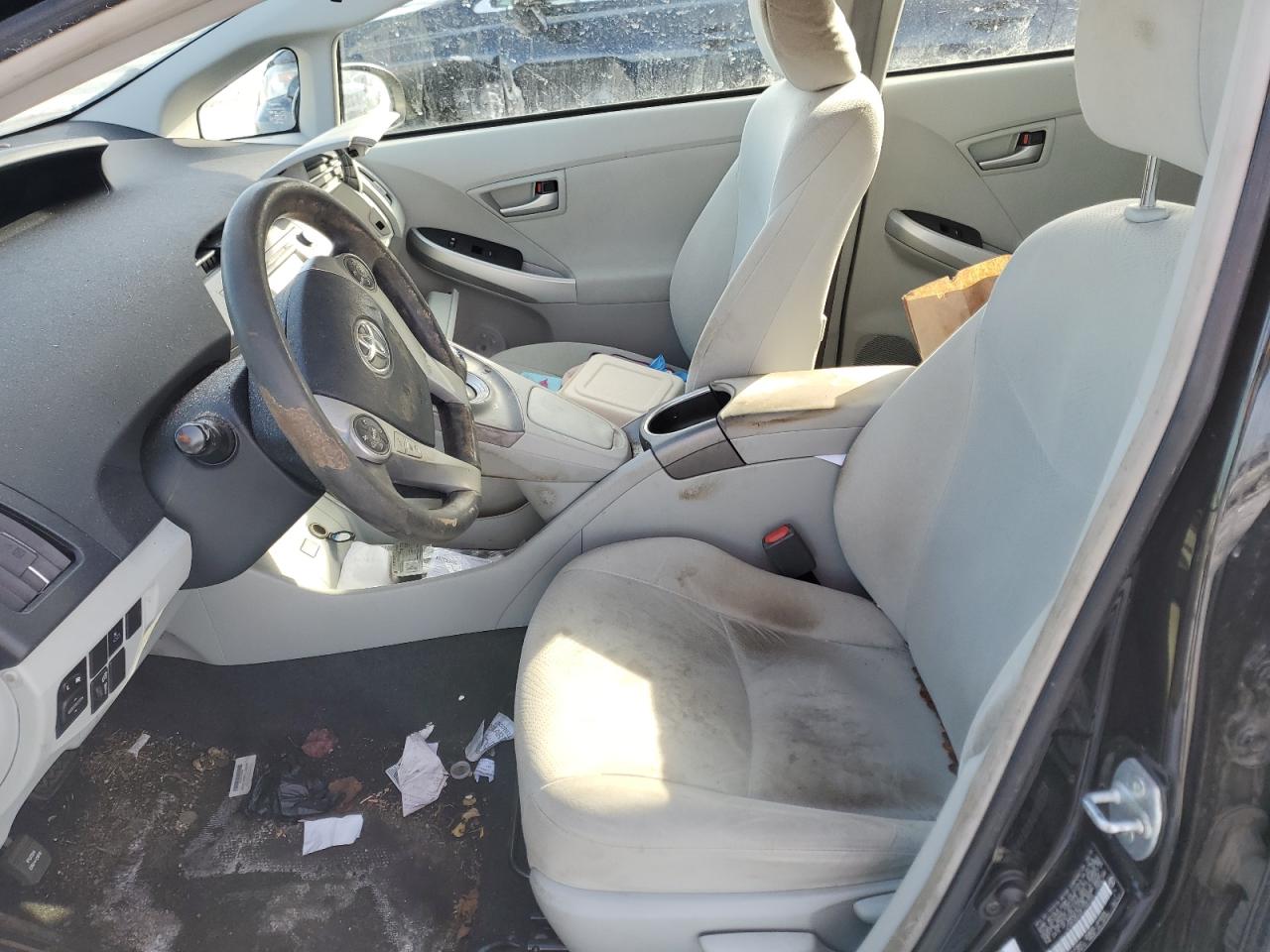 2015 Toyota Prius - Image 7