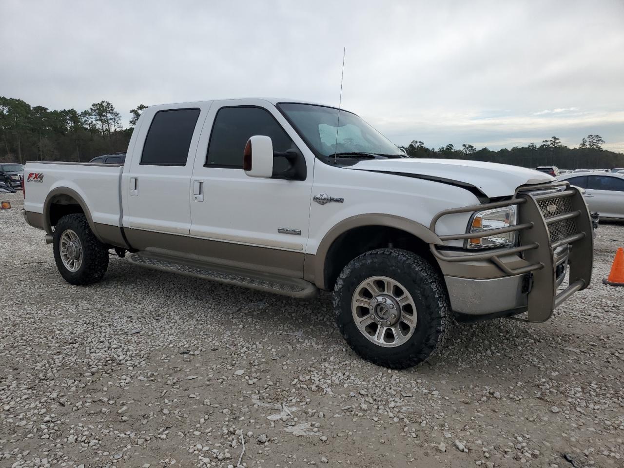 2005 Ford F250 - Image 4