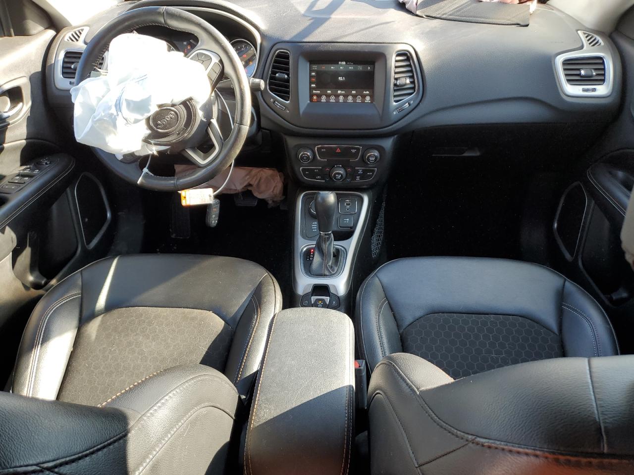 2020 Jeep Compass - Image 8