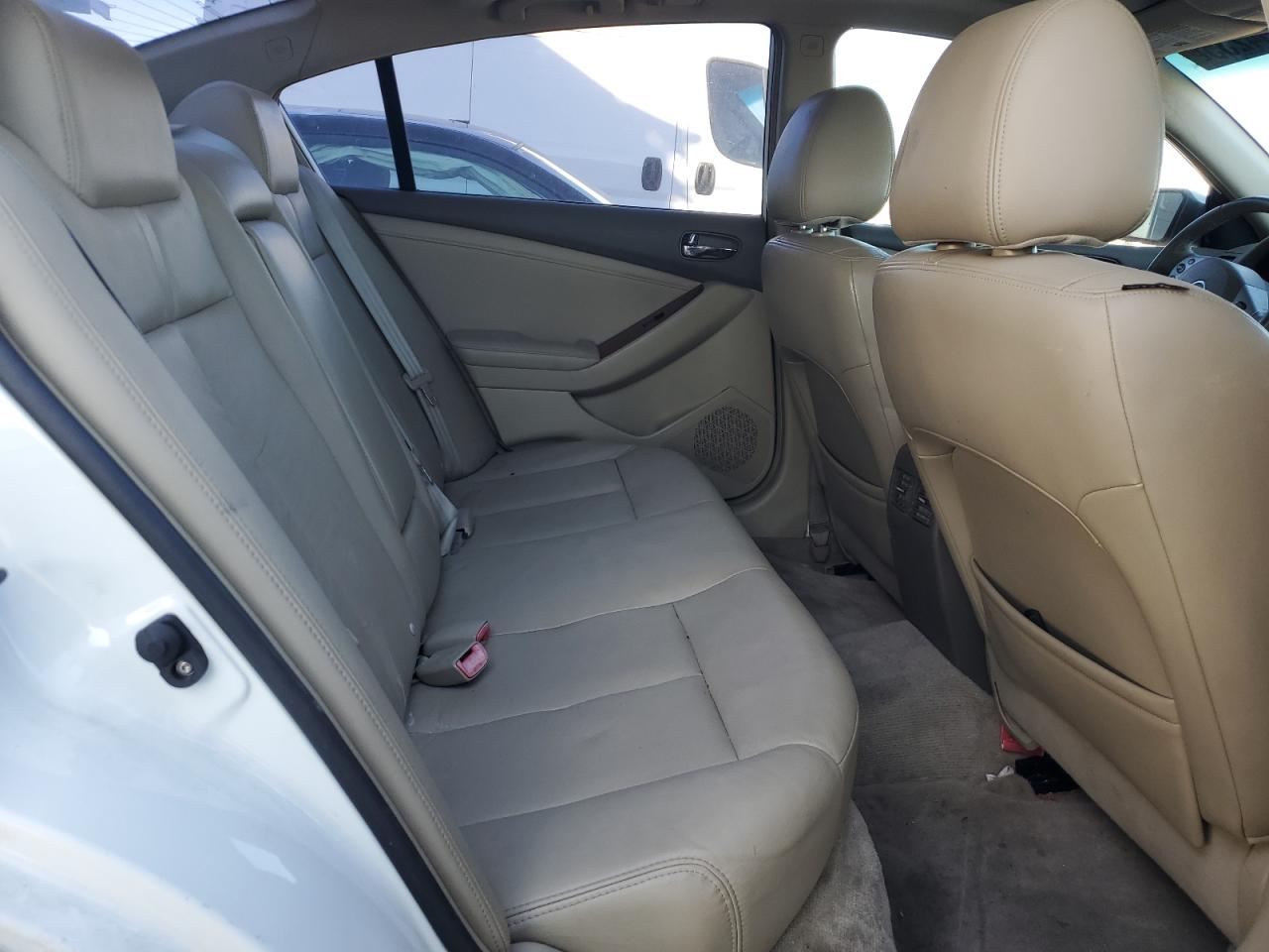 2008 Nissan Altima - Image 10