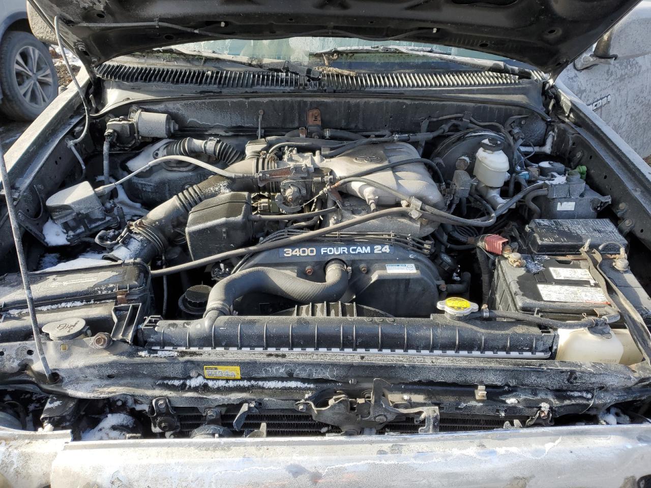2001 Toyota Tacoma - Image 11