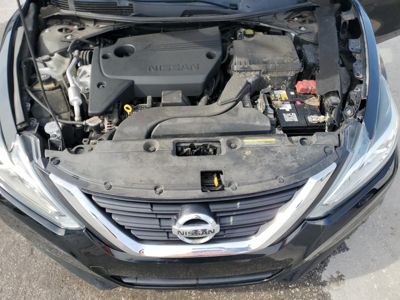 2017 Nissan Altima - Image 11