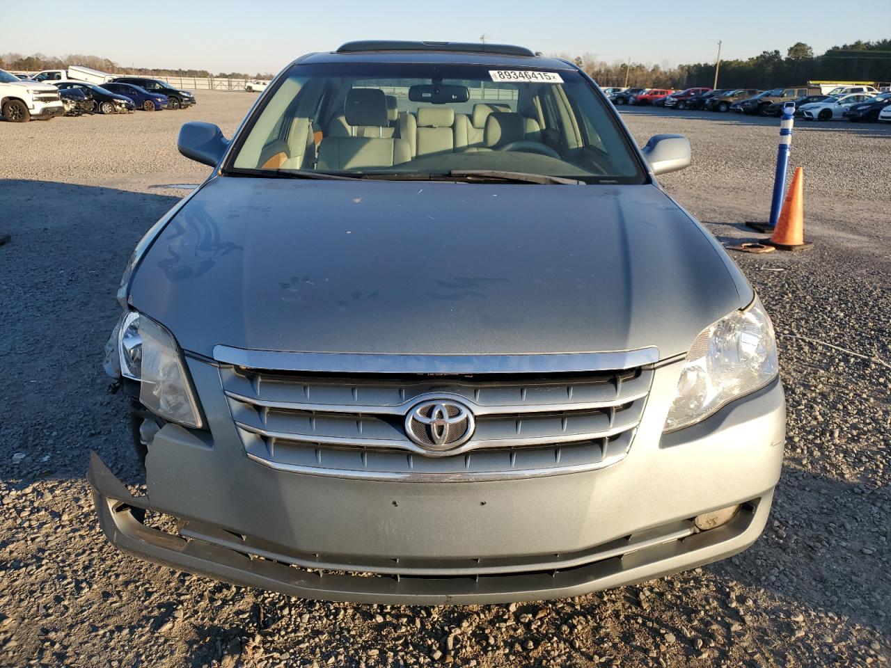 2006 Toyota Avalon - Image 5