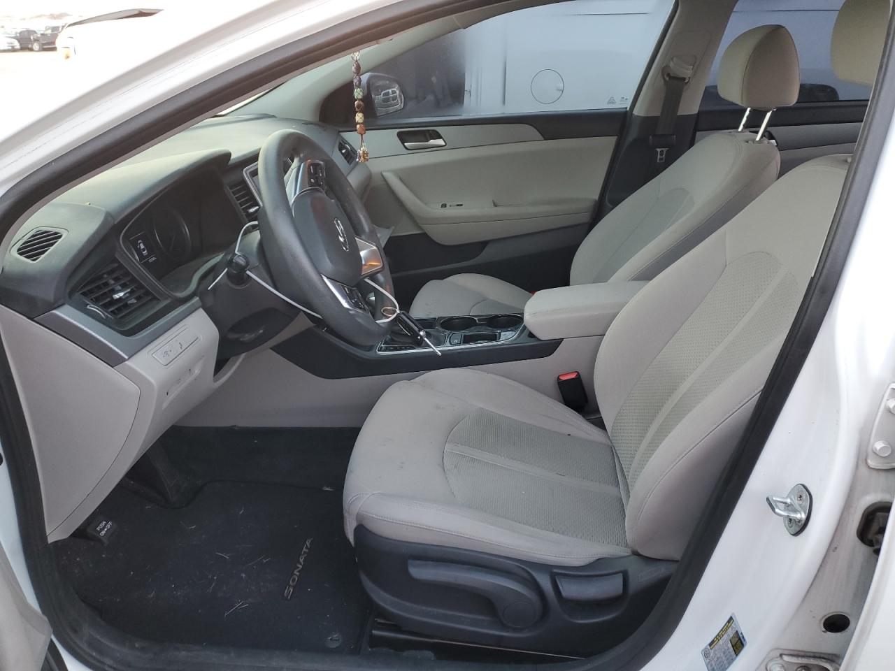 2018 Hyundai Sonata - Image 7