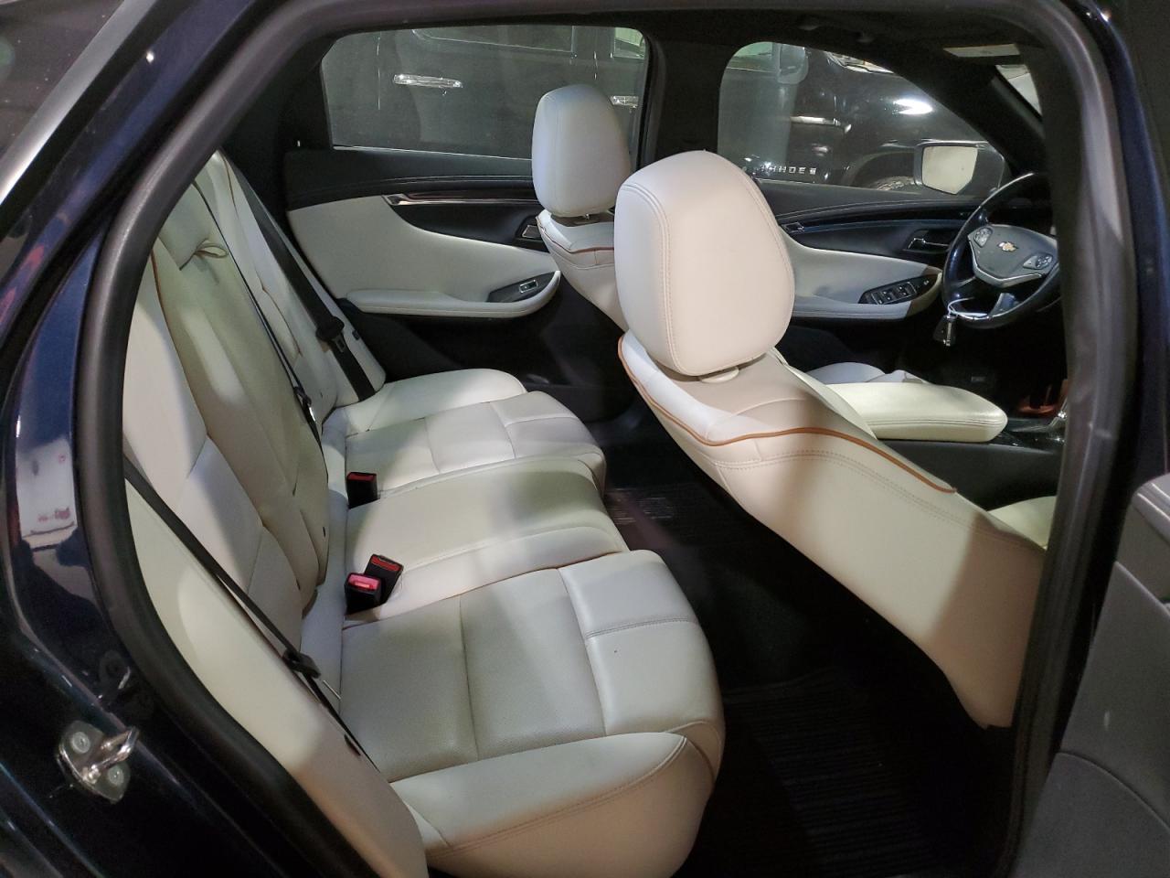 2018 Chevrolet Impala - Image 10