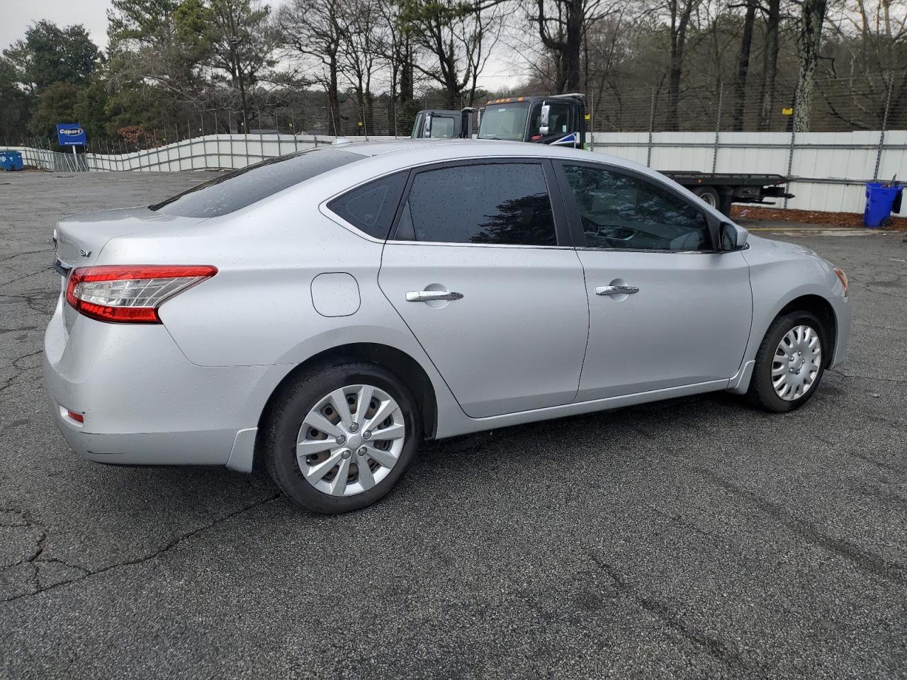 2015 Nissan Sentra - Image 3