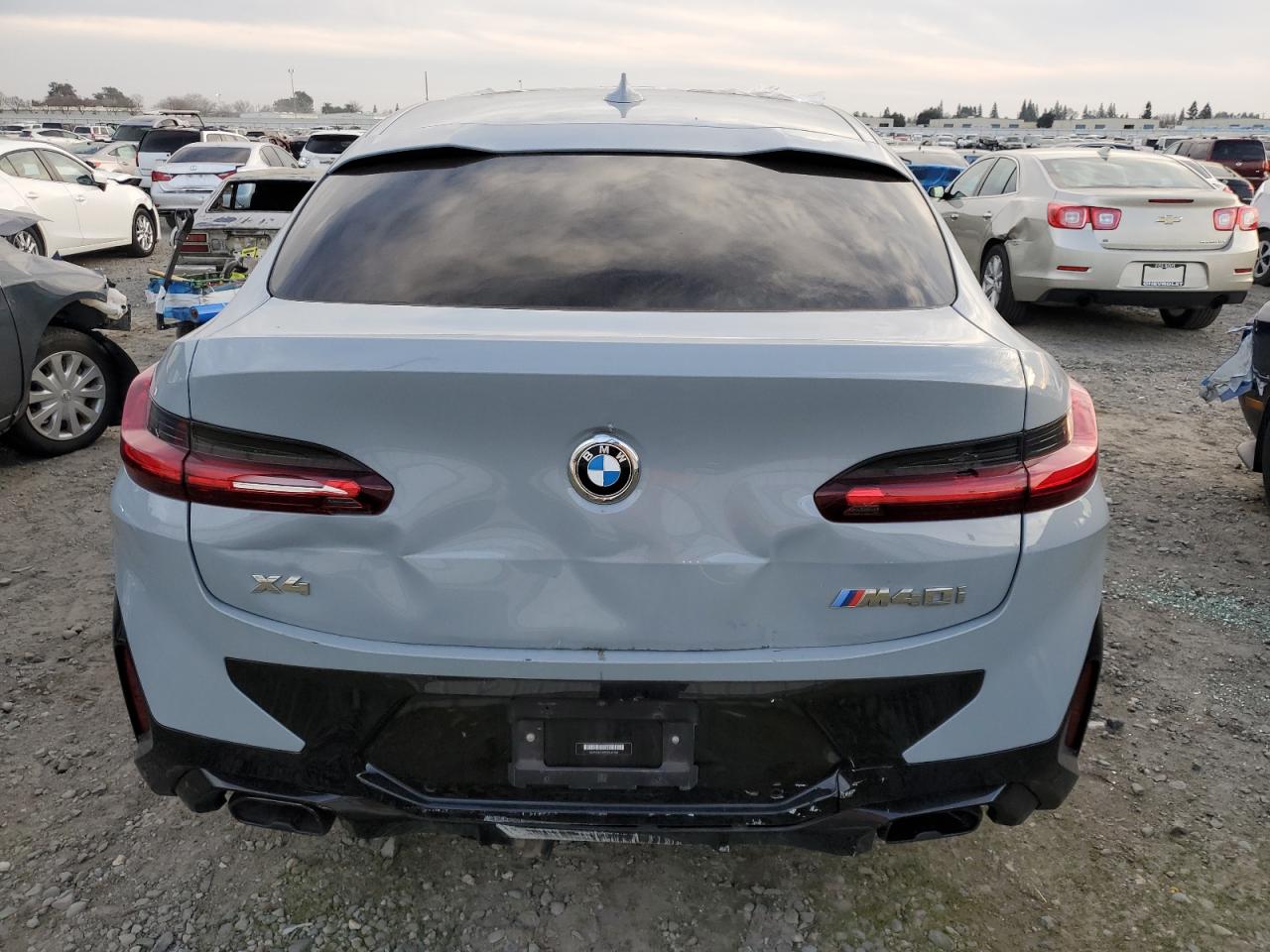 2022 BMW X4 - Image 6