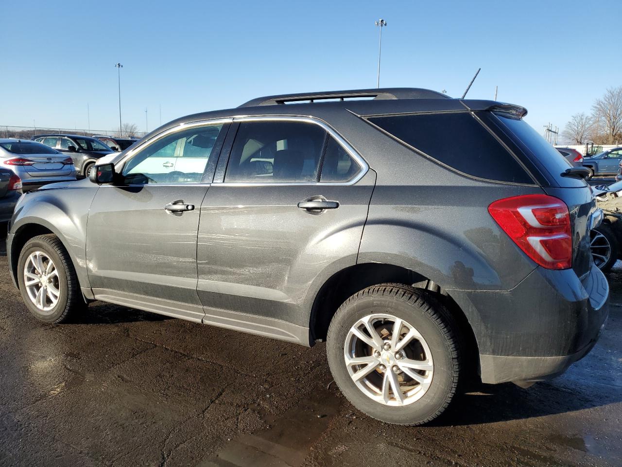 2017 Chevrolet Equinox - Image 2