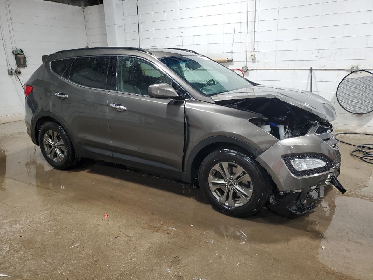 2014 Hyundai Santa Fe - Image 4