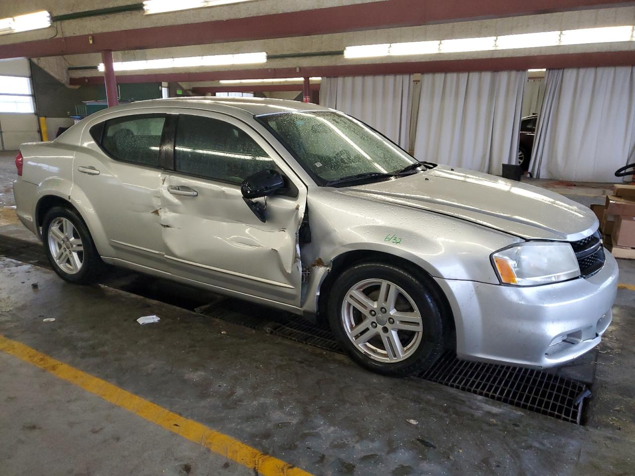 2012 Dodge Avenger - Image 4