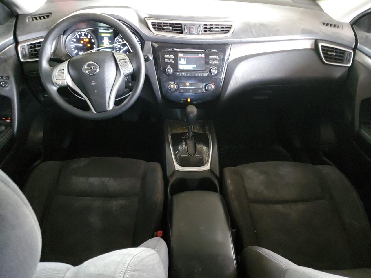 2015 Nissan Rogue - Image 8