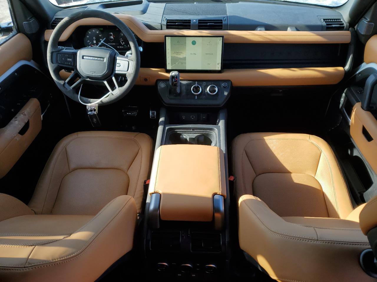 2023 Land Rover Defender - Image 8
