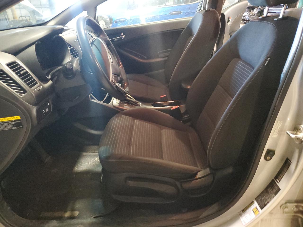 2015 Kia Forte - Image 7