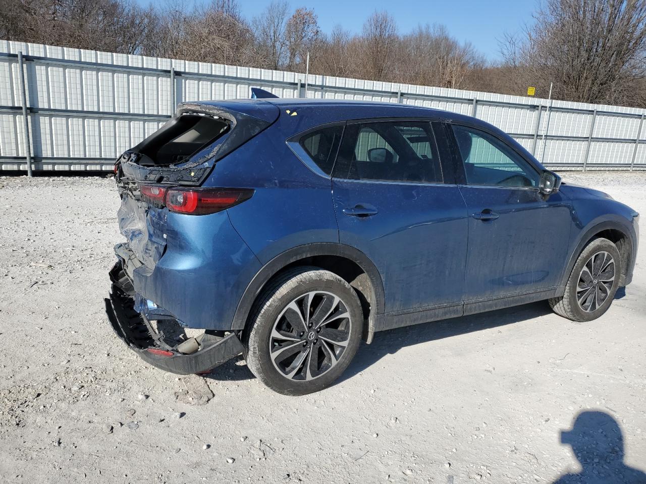 2022 Mazda CX-5 - Image 3