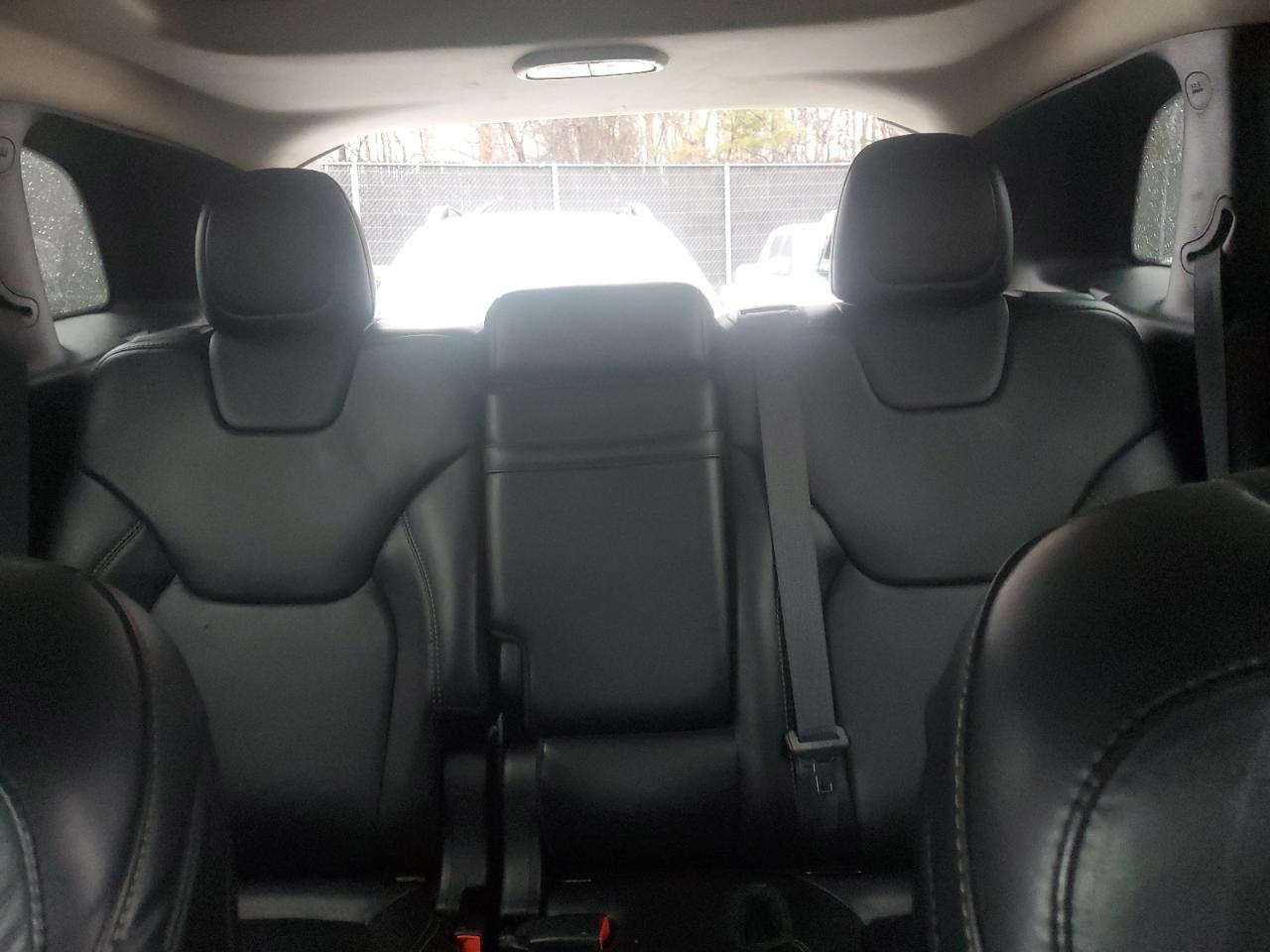 2016 Jeep Grand Cherokee - Image 10