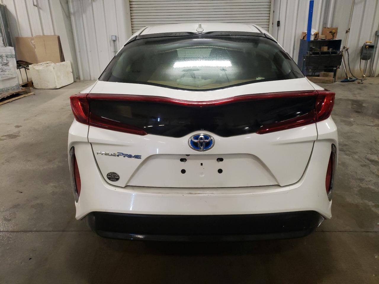 2018 Toyota Prius - Image 6