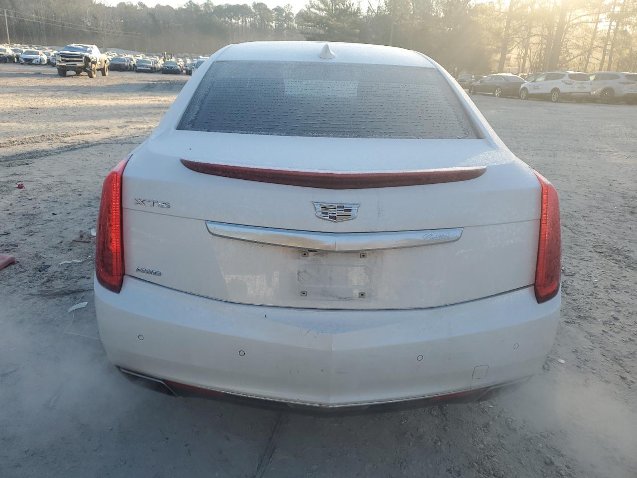 2017 Cadillac XTS - Image 6