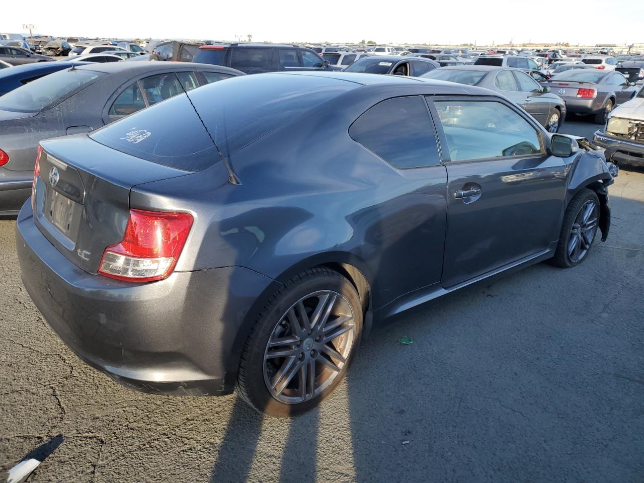 2013 Toyota tC - Image 3