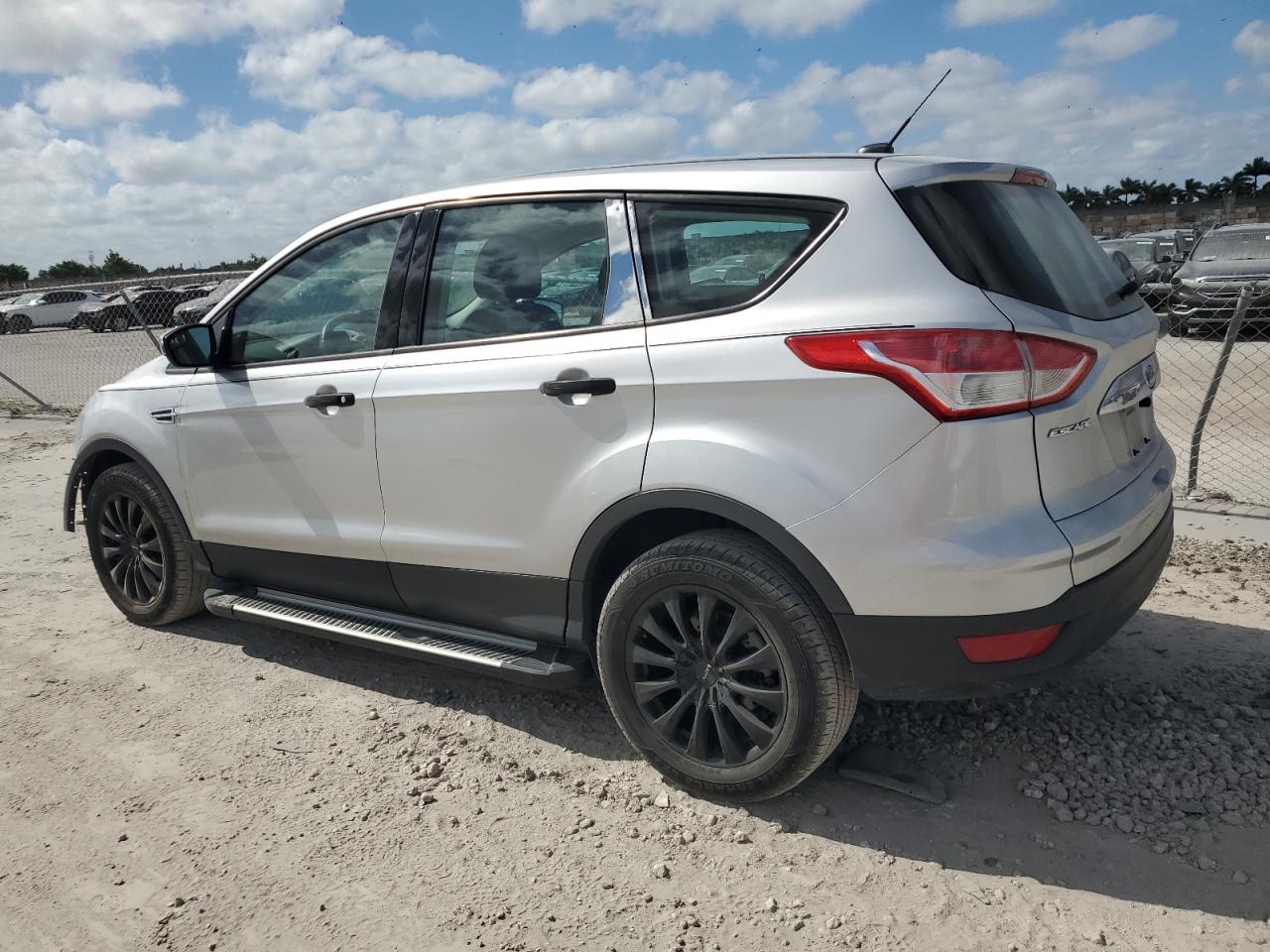2016 Ford Escape - Image 2