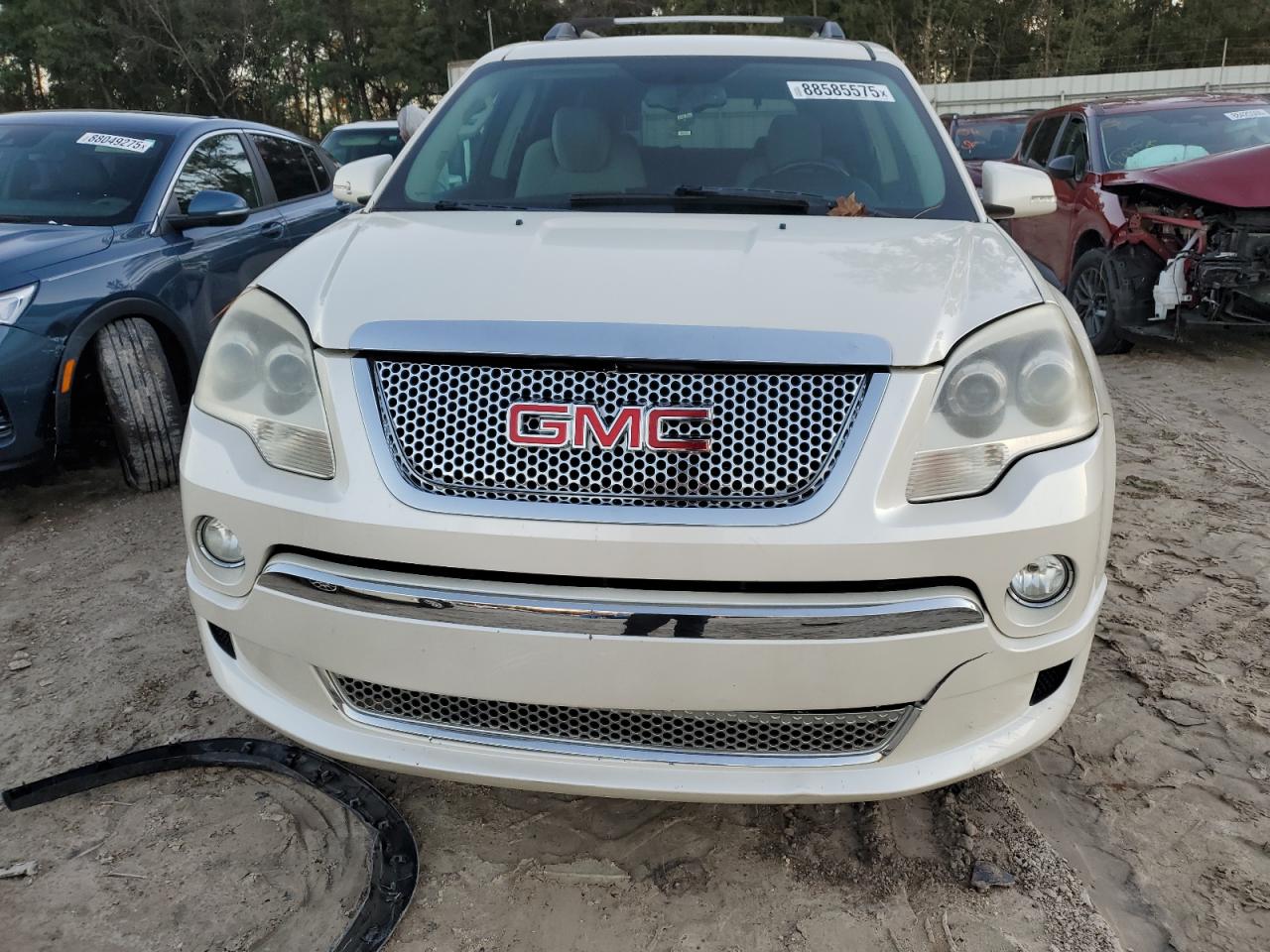 2012 GMC Acadia - Image 5