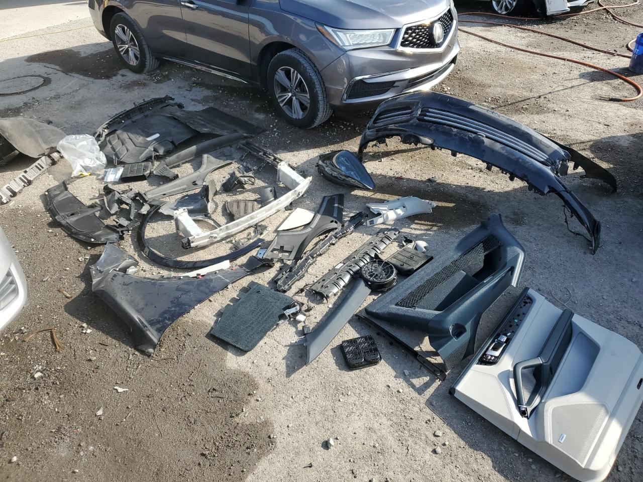 2020 Porsche Cayenne - Image 13