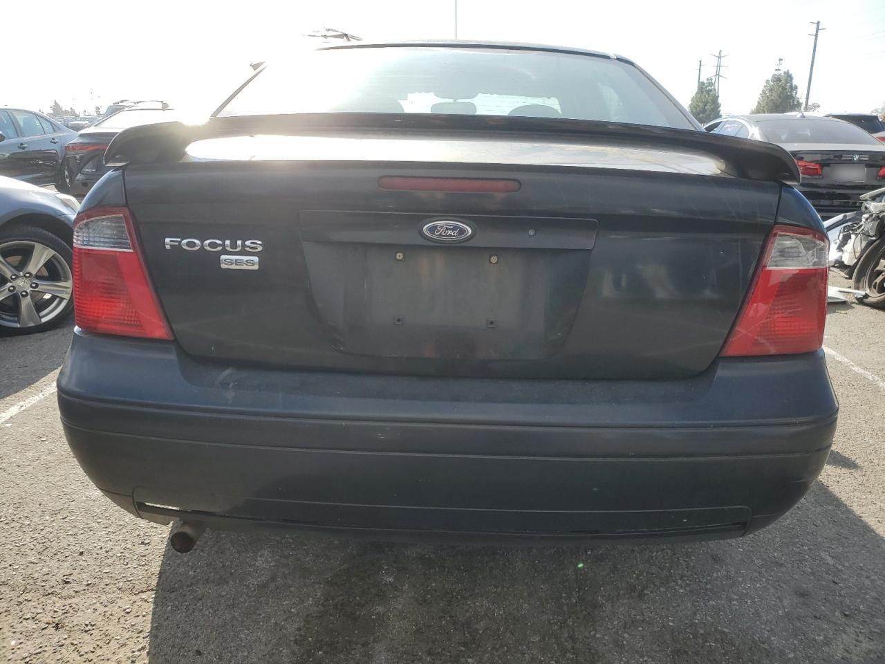 2007 Ford Focus - Image 6