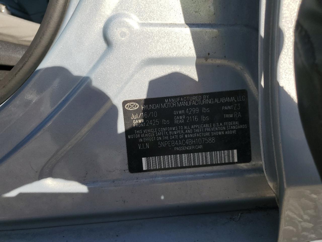 2011 Hyundai Sonata - Image 12