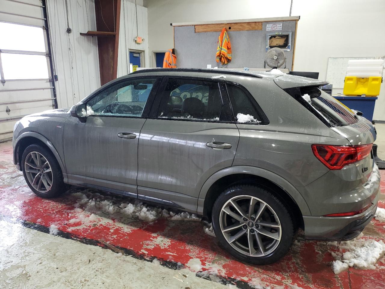 2022 Audi Q3 - Image 2