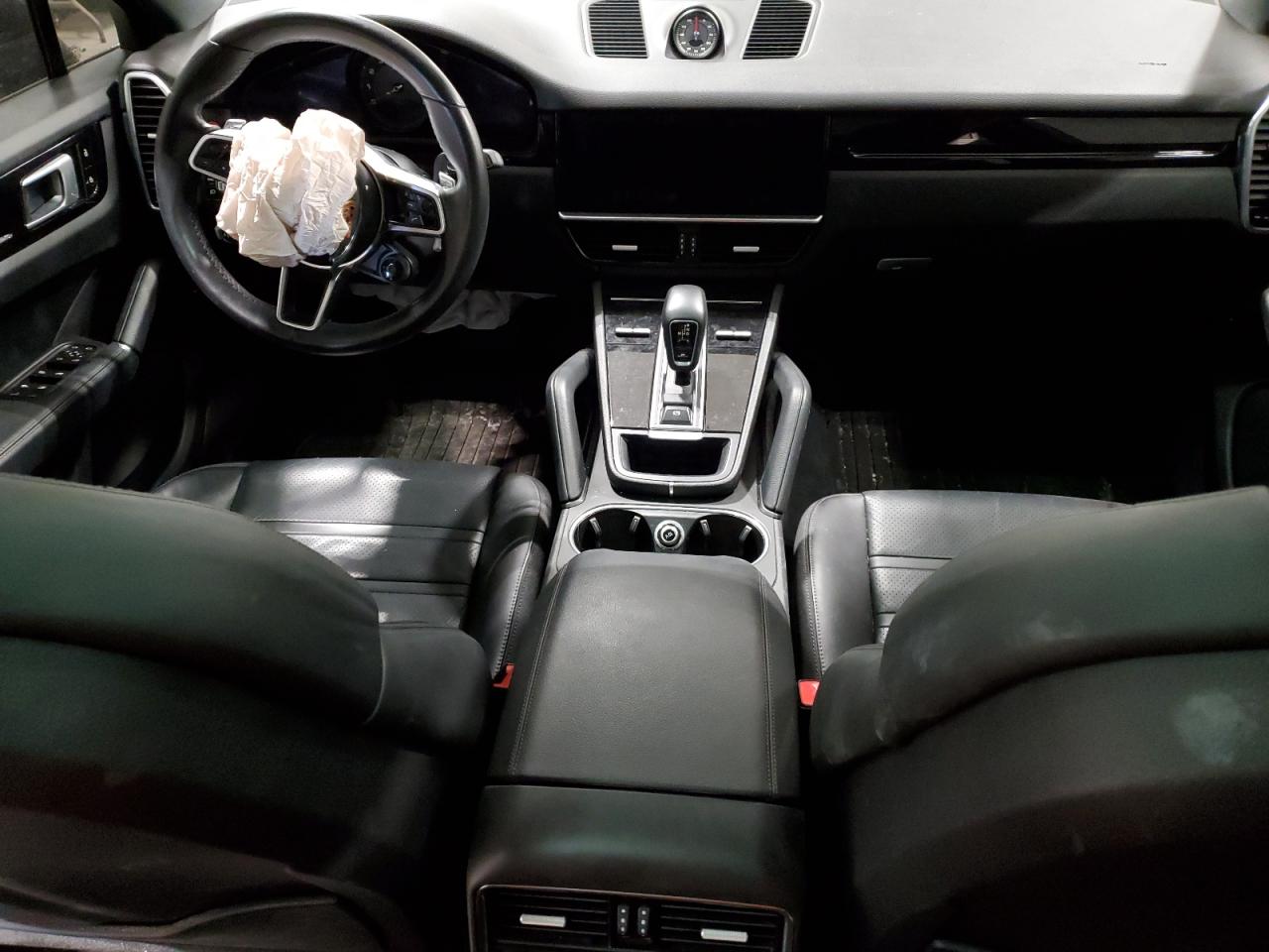 2020 Porsche Cayenne - Image 8