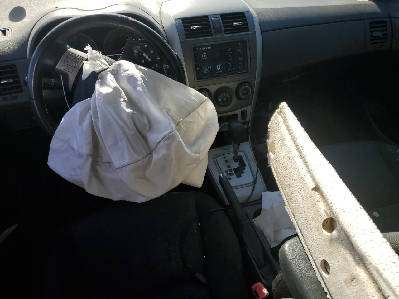 2009 Toyota Corolla - Image 8