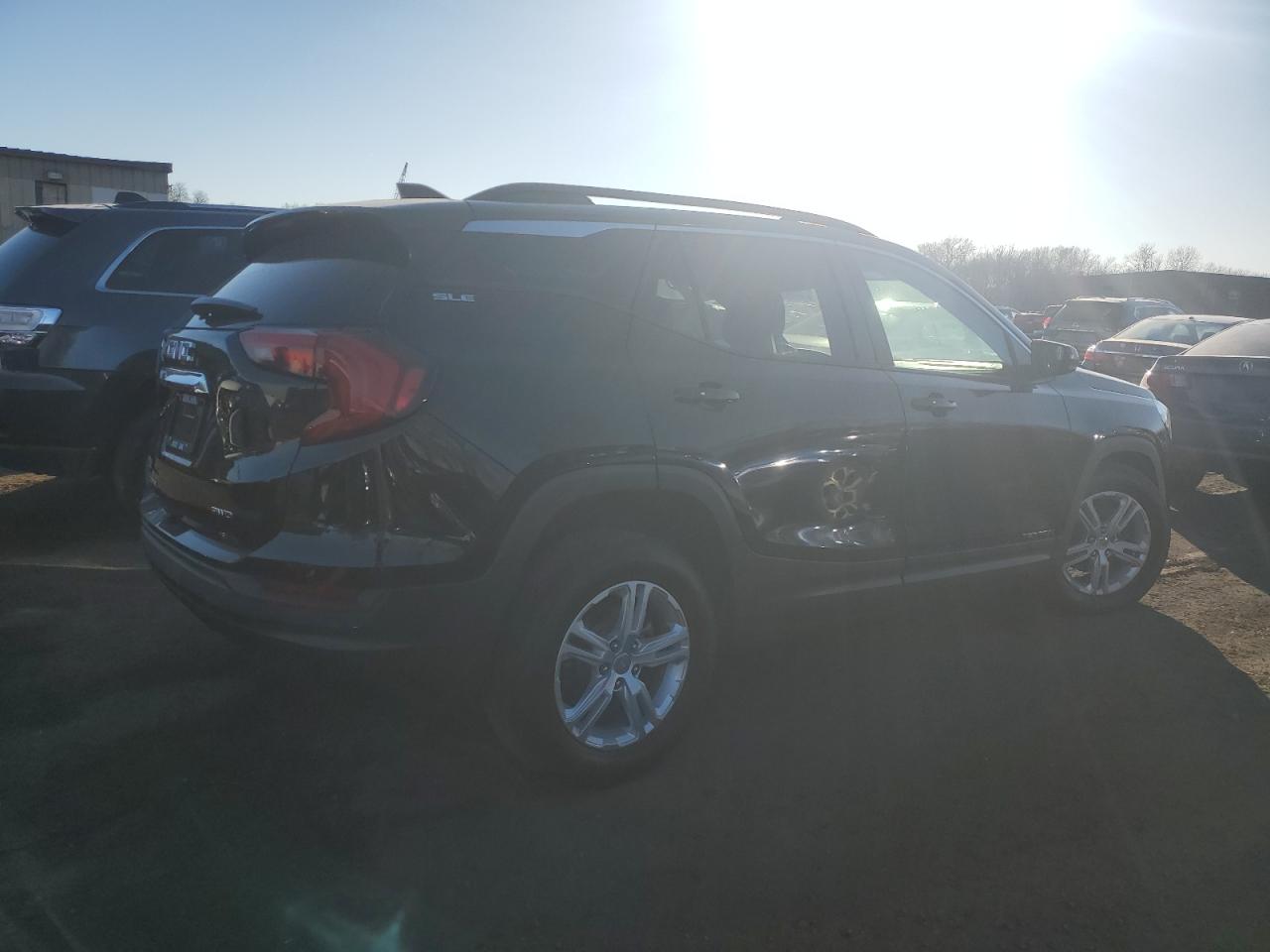 2021 GMC Terrain - Image 3