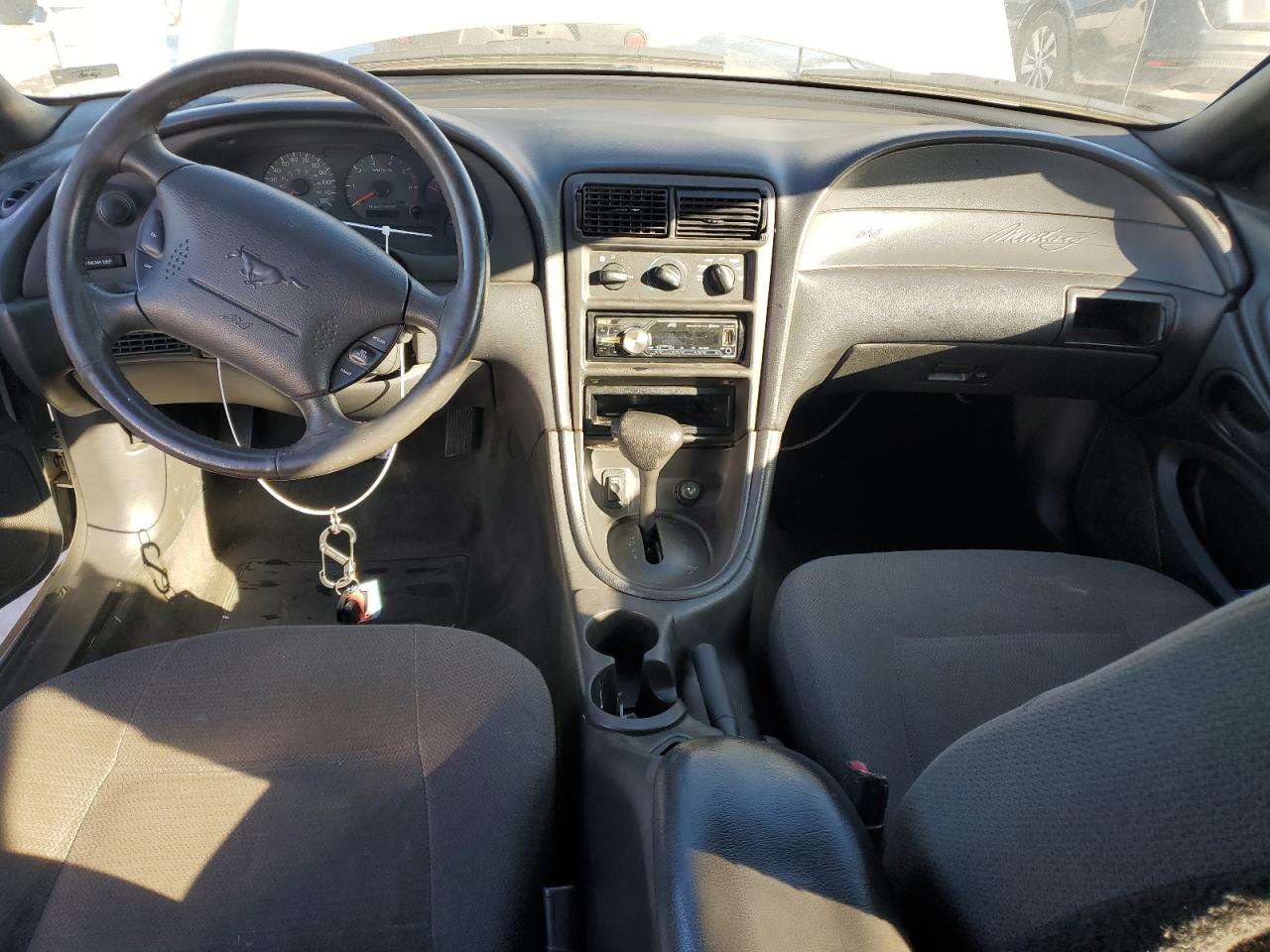 2000 Ford Mustang - Image 8