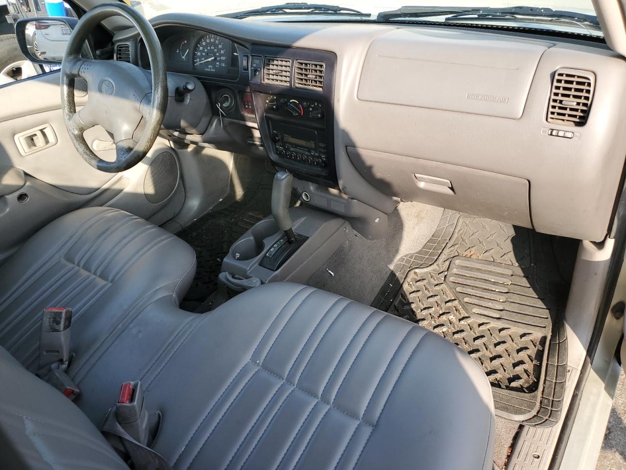 2001 Toyota Tacoma - Image 8