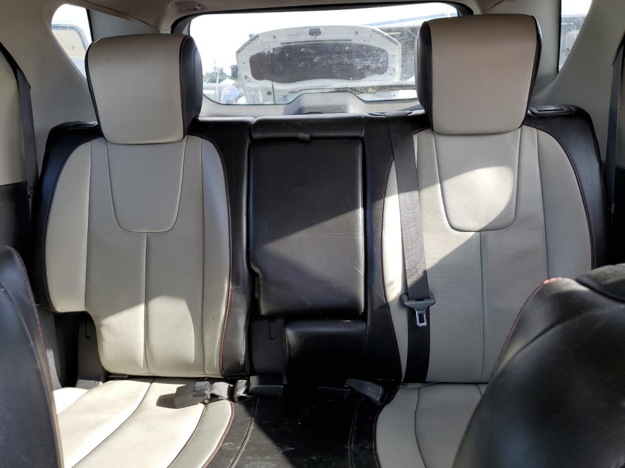 2010 Chevrolet Equinox - Image 10