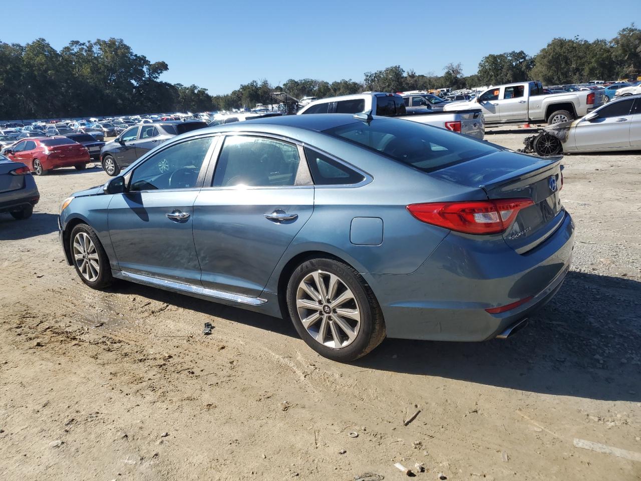 2017 Hyundai Sonata - Image 2