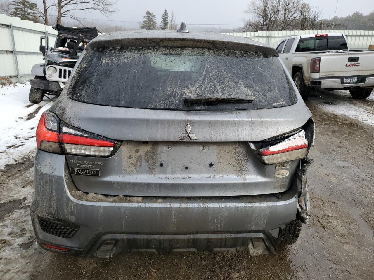 2021 Mitsubishi Outlander - Image 6