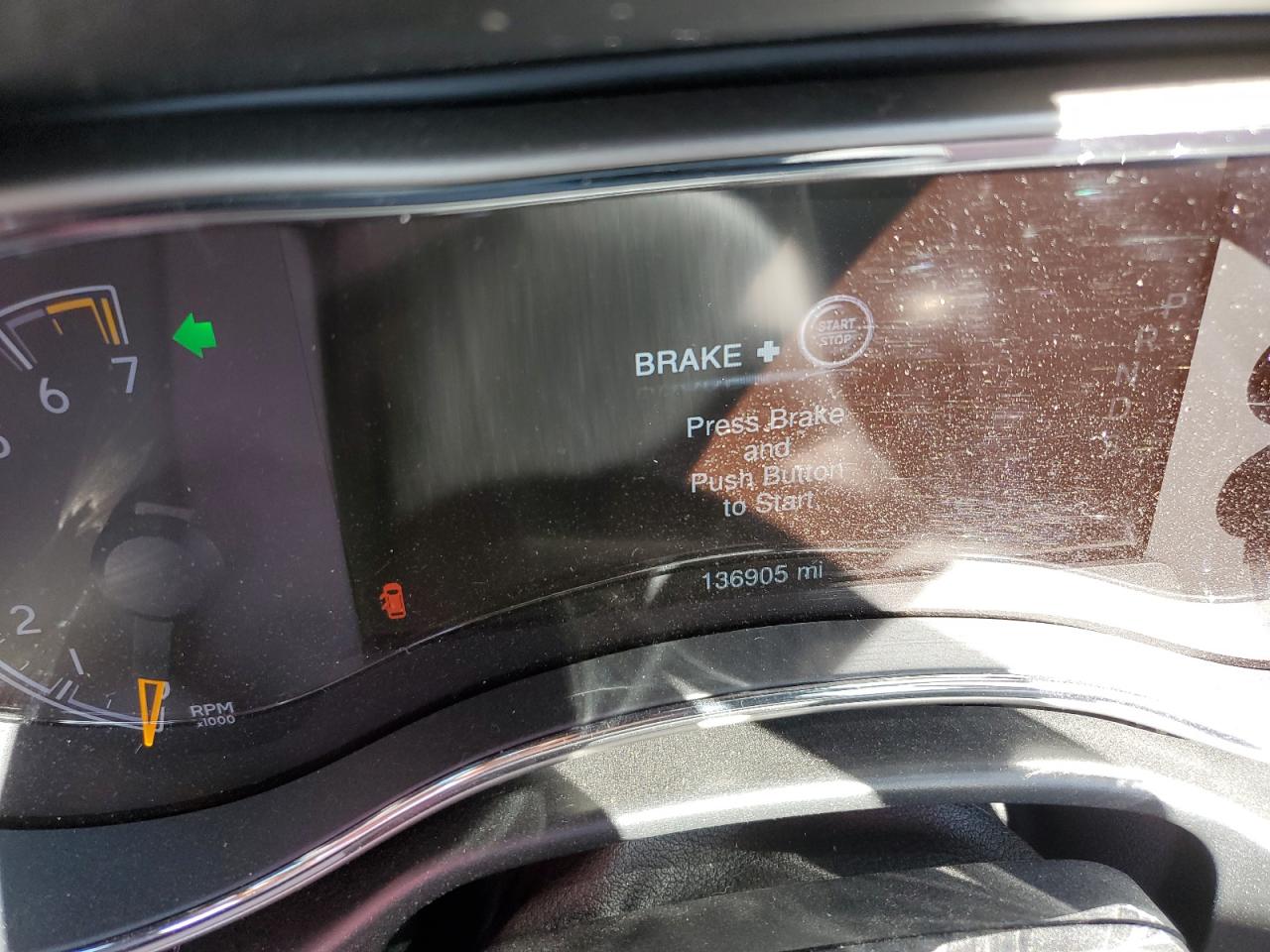 2014 Jeep Grand Cherokee - Image 9